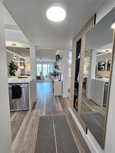 437 Cerromar Ln Unit 424