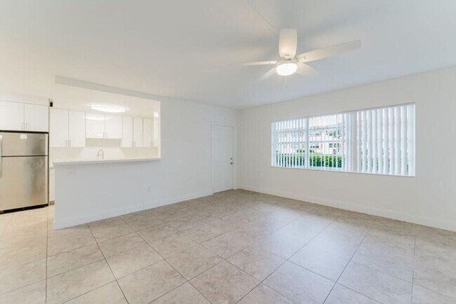 Photo - 601 SW 2nd Ave