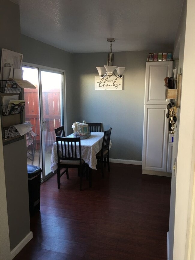 Photo - 521 W Ward Ave Unit #B
