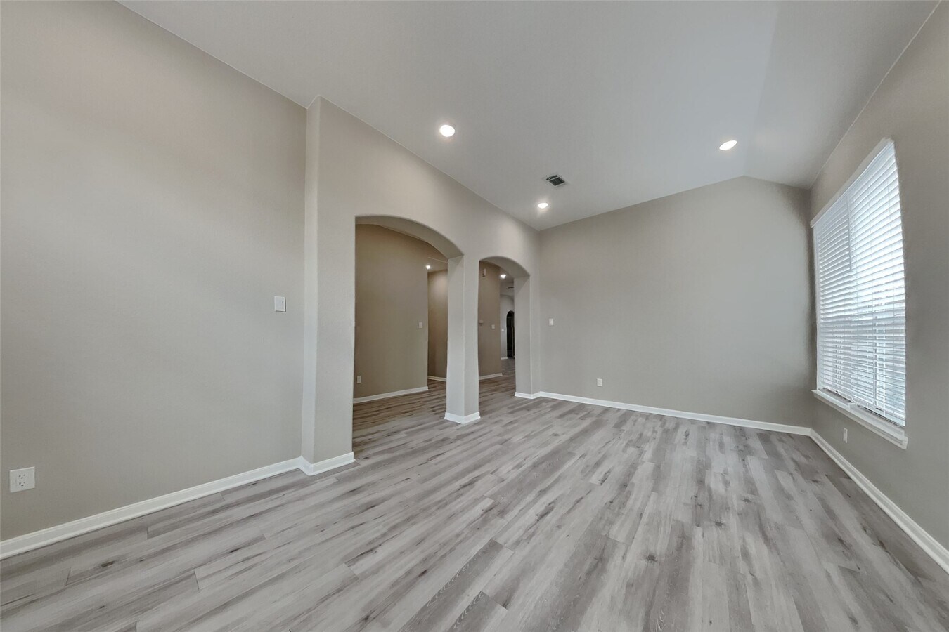 Photo - 2014 Ridgeway Park Dr