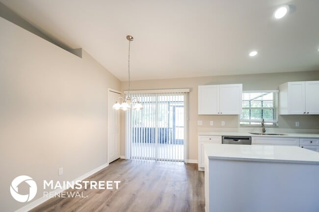 Photo - 3810 25th St SW