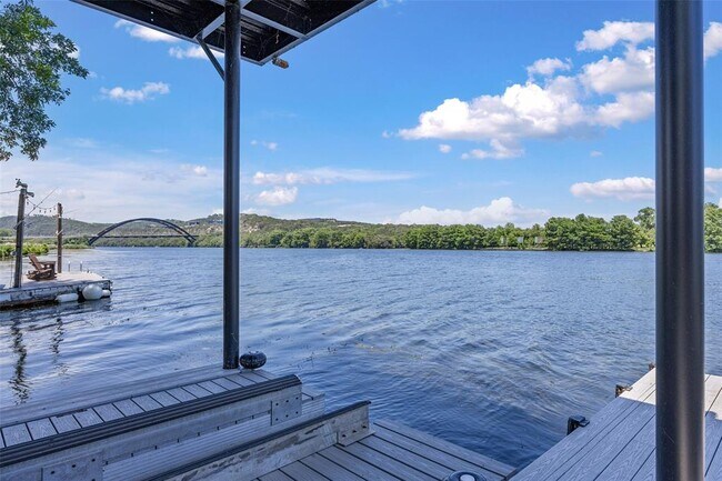 Photo - 1758 Channel Rd