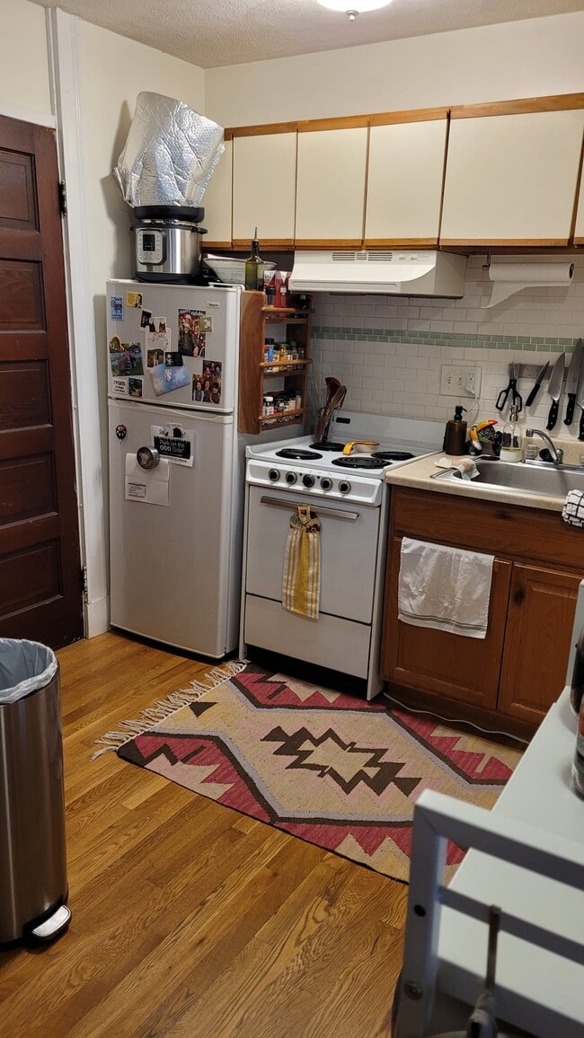 Photo - 16 Garrison Ave Apartment Unit 13