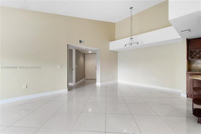 Photo - 4197 N Haverhill Rd Unidad 213