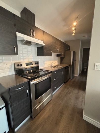 Building Photo - 269 Sunview St