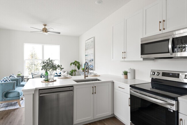 Photo - Daytona Beachside Villas