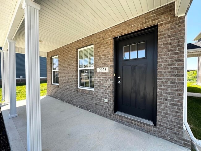 Photo - 2027 Dolly Dr