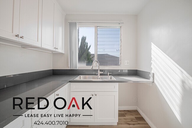 Photo - 1327 Laurel Ave Unit 15