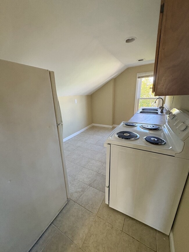 Photo - 718 Pittston Ave Unit 4