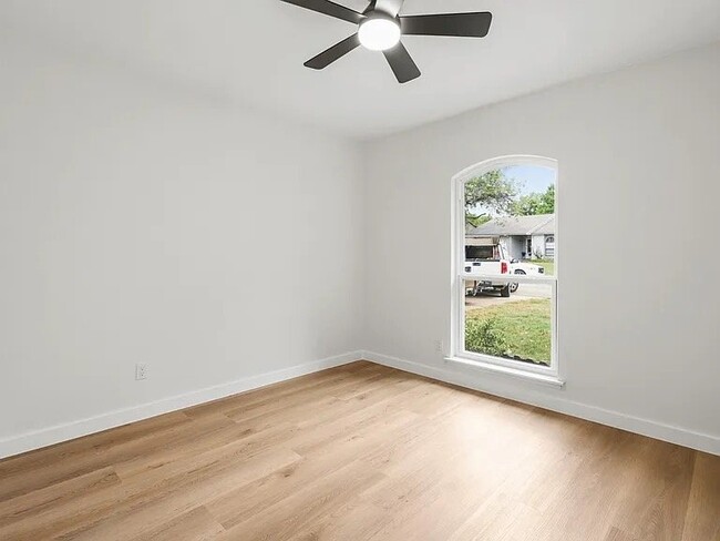 Photo - 512 Cumberland Dr