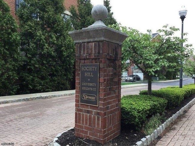 Photo - 216 Matthews Drive