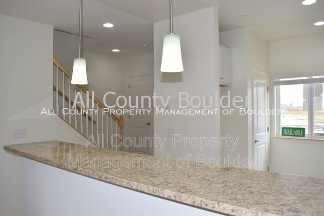 Photo - 1305 Kestrel Ln Unit B