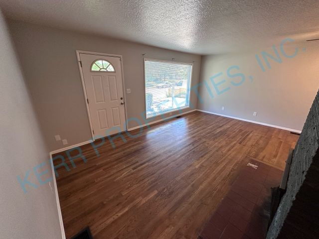 Photo - Charming Portland Retreat: 3-Bed, 2-Bath Home with Hardwood Floors & Cozy Fireplace!