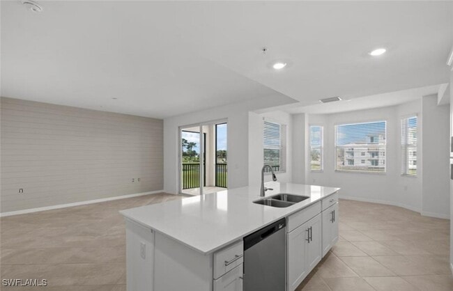 Building Photo - 18461 Copperhead Dr Unit 423