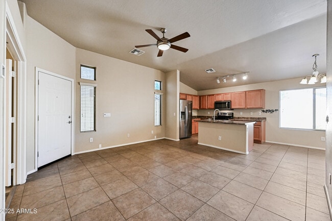 Photo - 16620 S 48th St