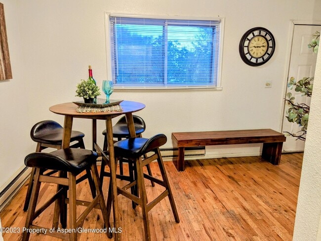 Photo - 387 S 9th St
