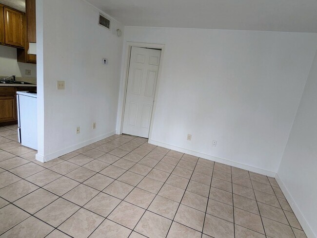 Photo - 215 Lovelace Dr Unit 11