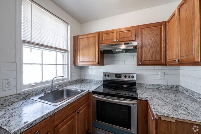 Building Photo - 406 Paines Ave NW Rental
