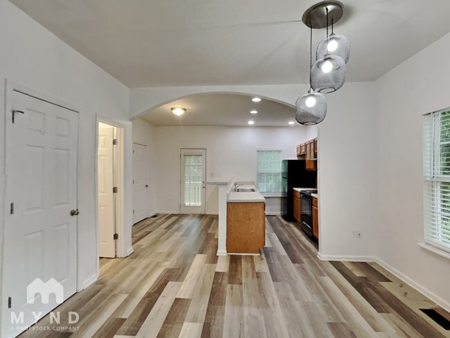 Photo - 2081 Bethel Dr NW