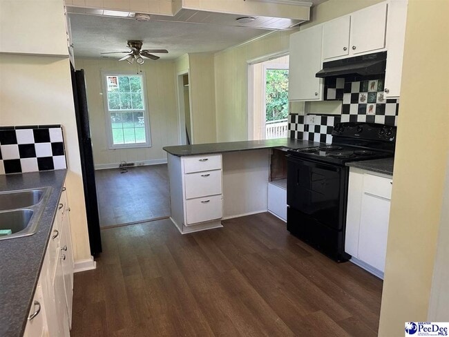 Photo - 111 C Ave