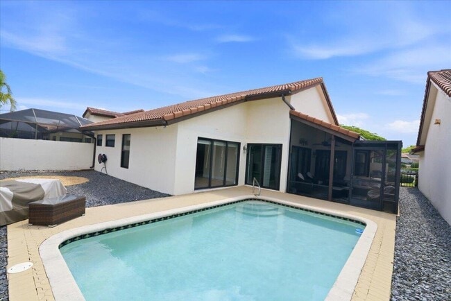 Photo - 21583 Villa Nova Dr