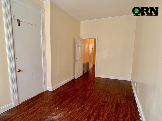 Photo - 18-63 Himrod St