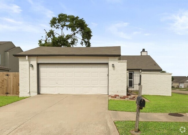Building Photo - 12802 Maxfield Dr Rental