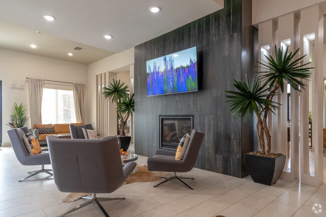 Leasing Office