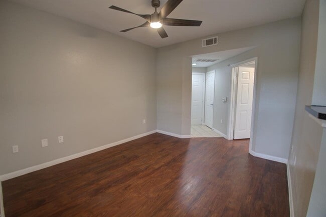 Photo - 2320 Gracy Farms Ln Unit 514
