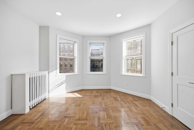 340794 - 16-40 Queensberry Street