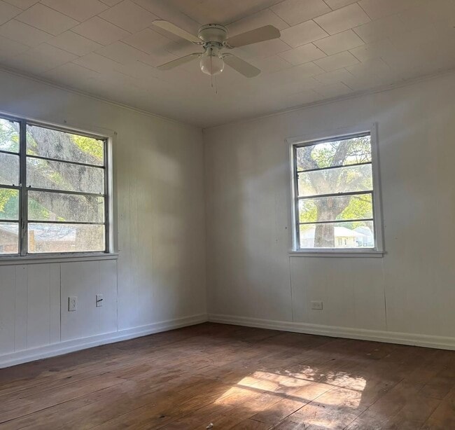 Photo - 531 Pecan St