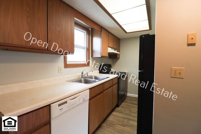 Photo - 7701-7729 E State Blvd Unit 7705 E State Blvd