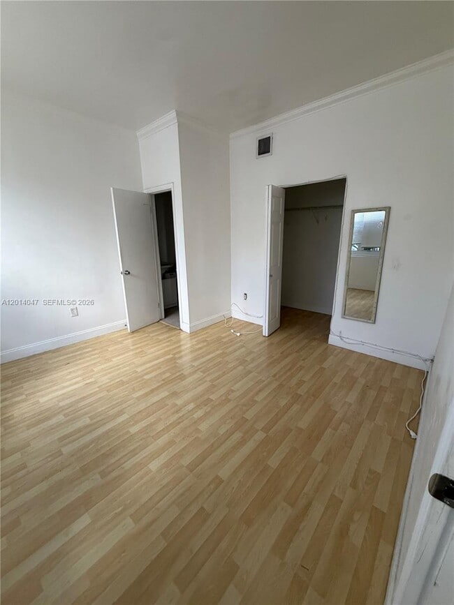 Photo - 1342 Drexel Ave Unidad 205
