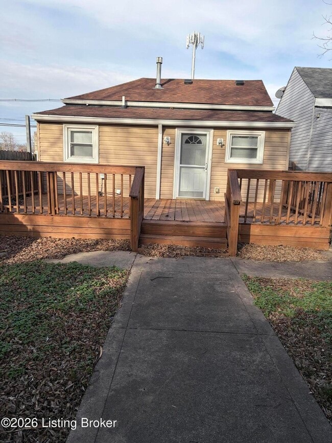 604 Winkler Ave