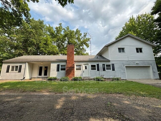 Building Photo - 1739 Embury Park Rd