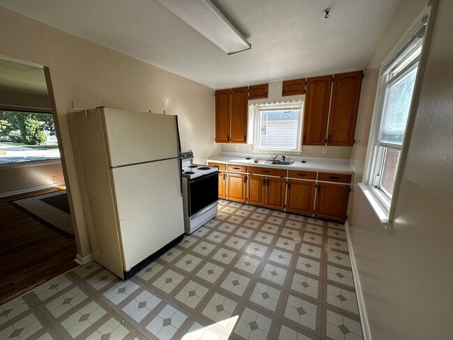 Photo - 811-811 Miller Ave Unit 809 Miller Ave.