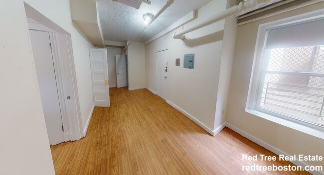 1191 Boylston St Unit 60