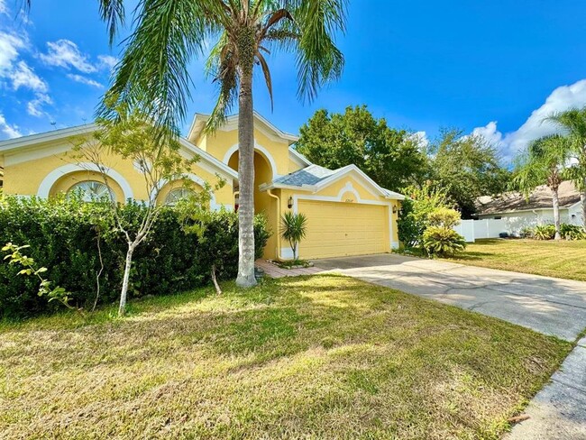 Photo - 22537 Roderick Dr