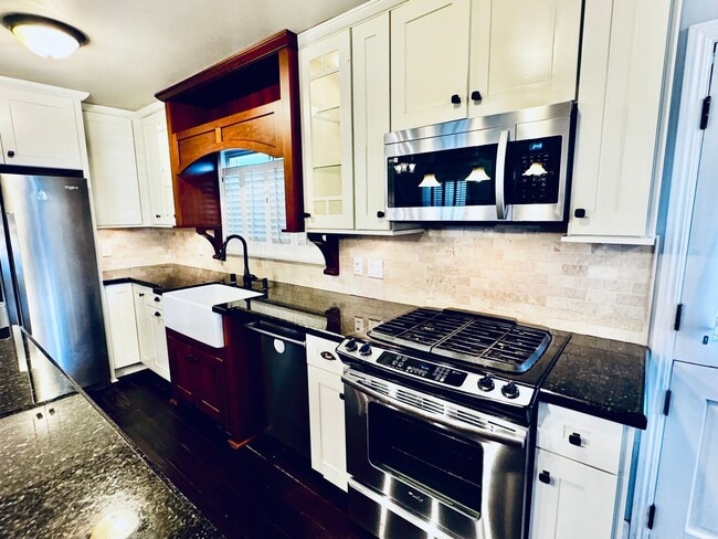 Photo - Two Bedroom Home for Rent on Naples Island