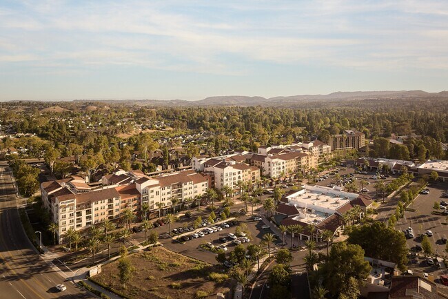 Reata Oakbrook Village