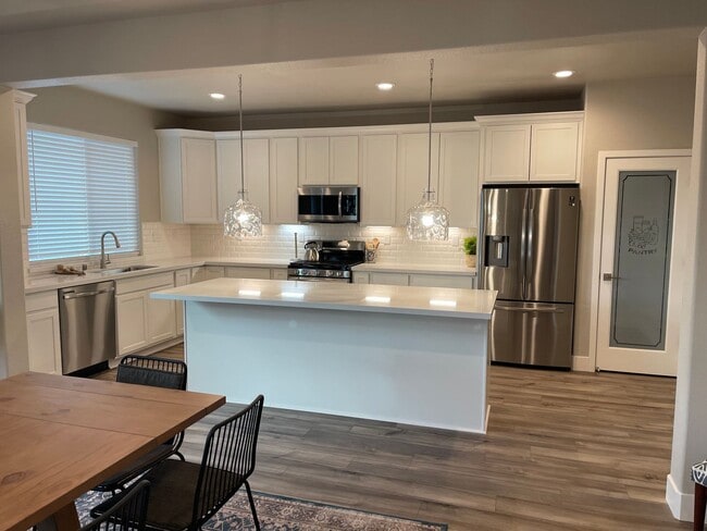 Photo - Gorgeous 4 bedroom home in Quaint Town of  Winters CA