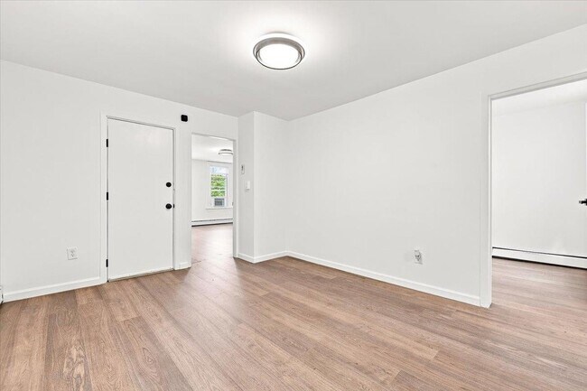 Photo - 12 Prospect Ave Unit 2