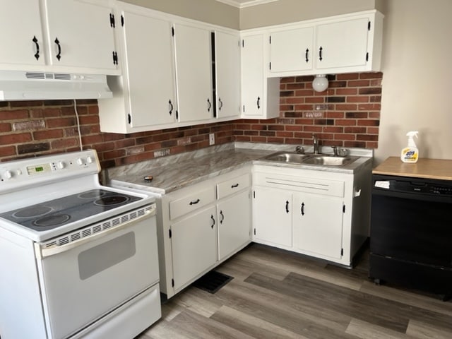 Photo - 3944 Sylvia Ln