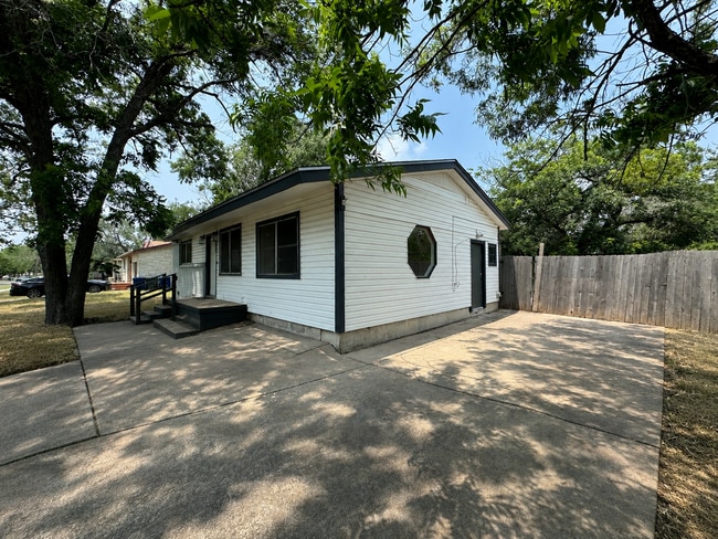 108 Easy St