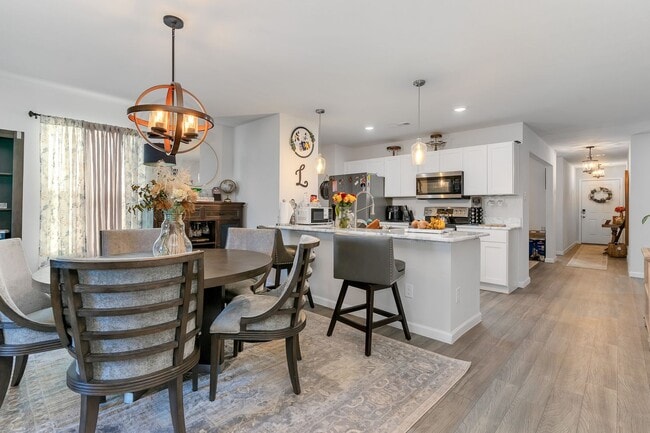 Photo - 845 Sugartree Dr