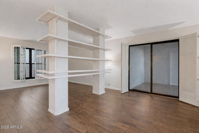 Photo - 5102 N 31st Pl Unit 412