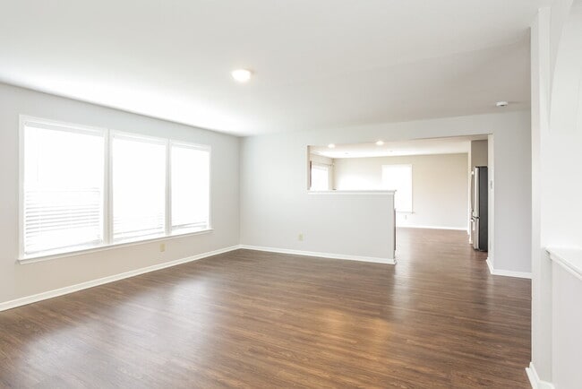 Photo - 8243 Retreat Ln