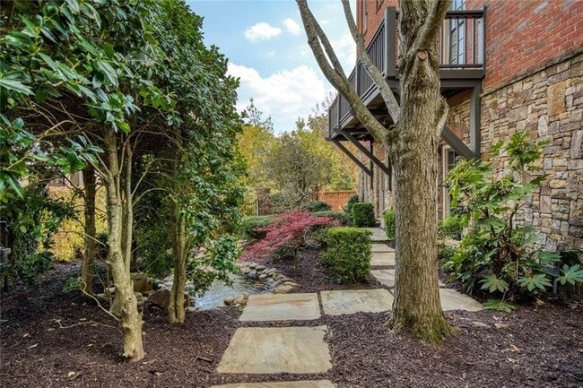 Photo - 100 Founders Mill Ct