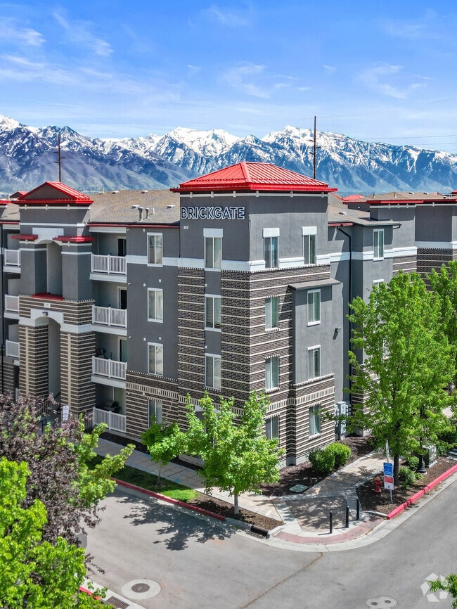 Building Photo - Brickgate Rental