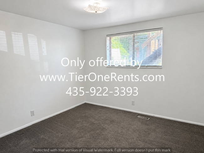Photo - NO DEPOSIT option available for qualified renters with Obligo! Unidad 1
